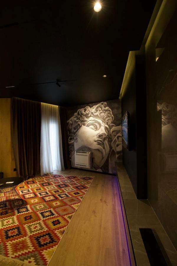 King'S Apartment Корча Екстериор снимка