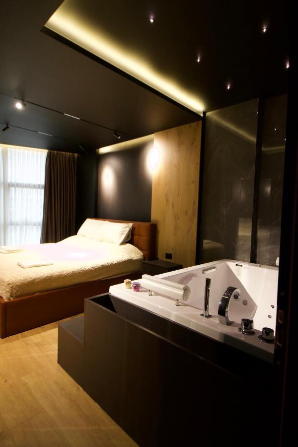 King'S Apartment Корча Екстериор снимка